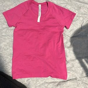 Lululemon Swiftly Tech